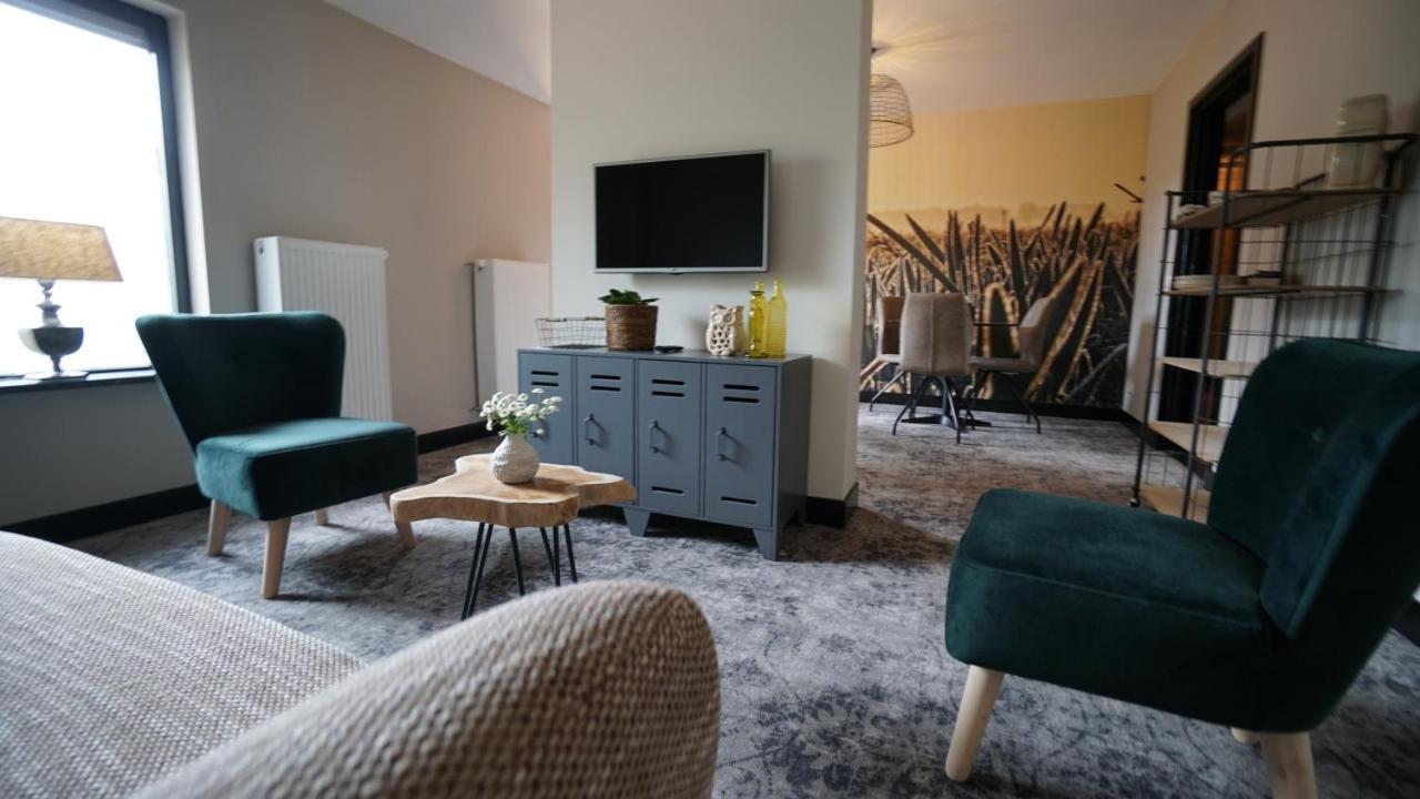 Bed En Breakfast Het Oelenest Hooghalen エクステリア 写真